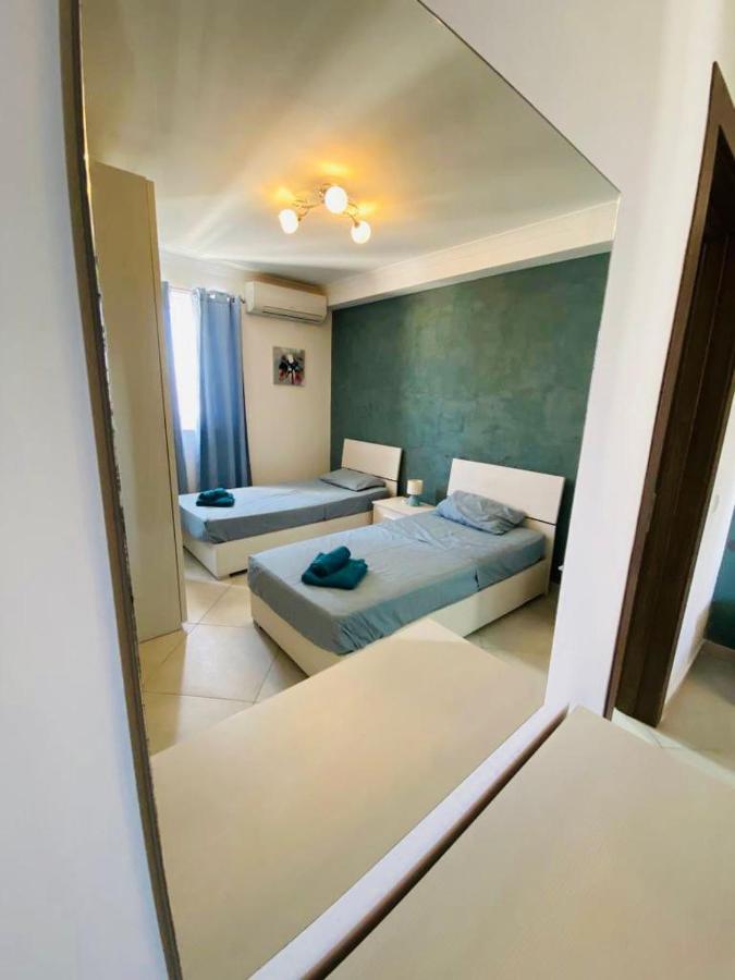 Mela Apartment 1 St. Paul's Bay Exteriör bild