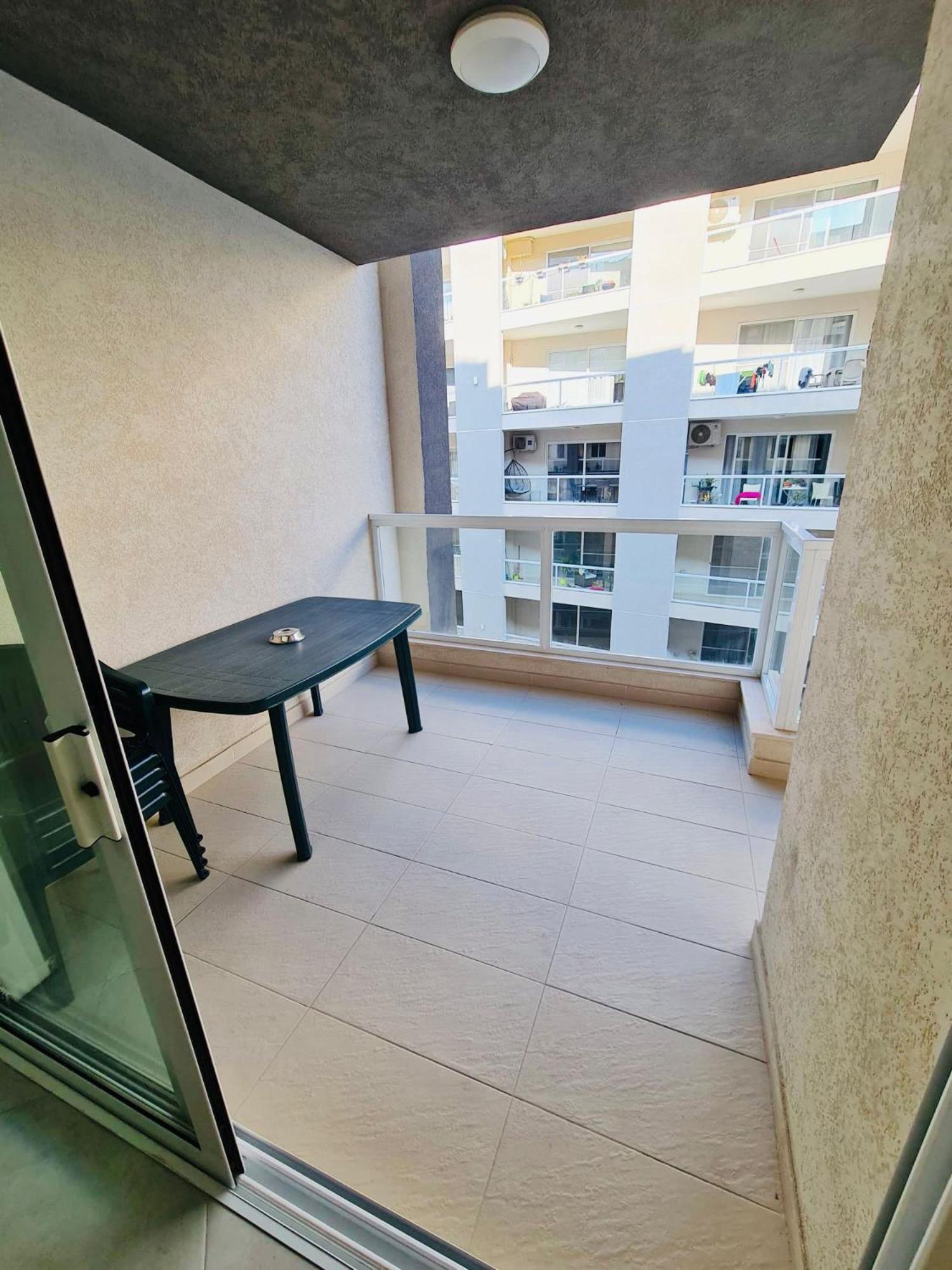 Mela Apartment 1 St. Paul's Bay Exteriör bild